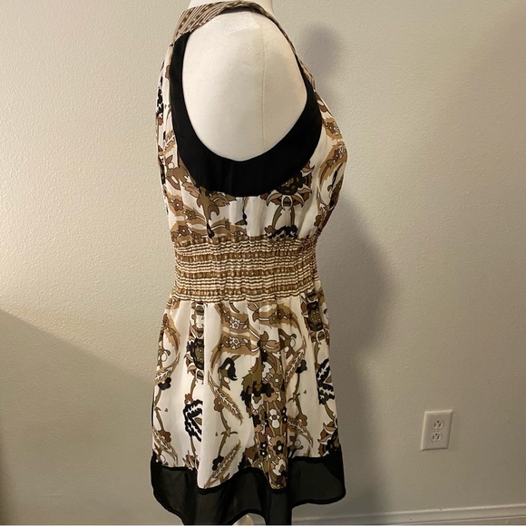 Apostrophe Baroque Print Smocked Waist Sleeveless Top - Picture 3 of 11